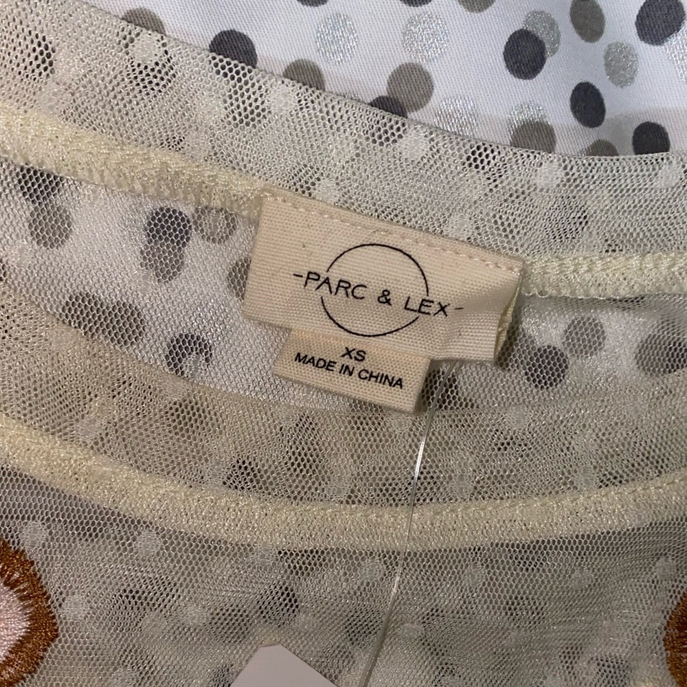 Mesh Top - Picture 4 of 4
